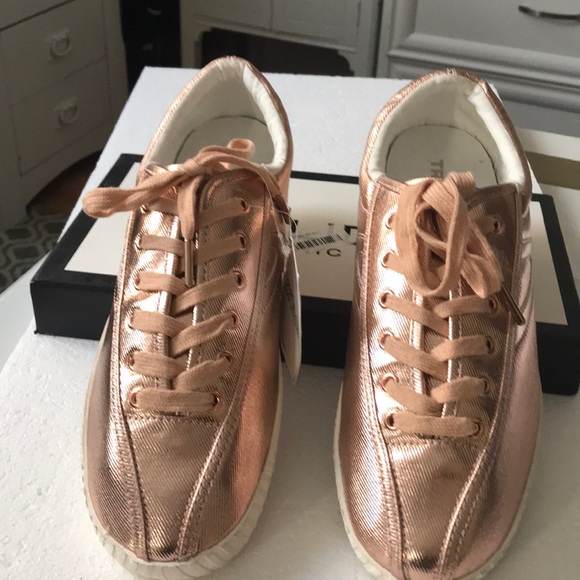 mens rose gold sneakers